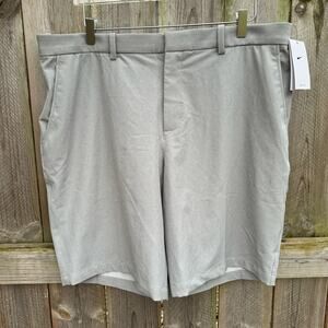 Nike Golf Shorts Dri Fit Gray Size 40 NWT Flat Front Chino Strechy Fabric